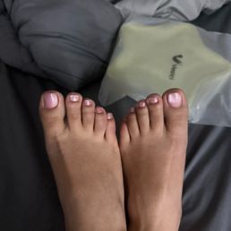 My pink cat eye gel pedicure My pink cat eye gel pedicure