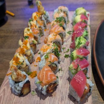 Zeppin Sushi - Variety of specialty rolls - Japanese Near Me - Encino, California Zeppin Sushi - Variety of specialty rolls - Japanese Near Me - Encino, California