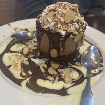 Bahama Breeze - Chocolate Island - Bars Near Me - Miami, Florida