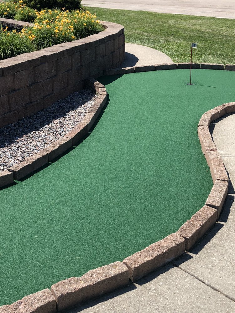 SWING TIME Mini Golf W197 N10340 Appleton Ave N, Germantown, WI