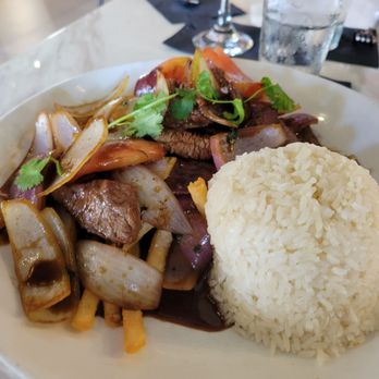 CVI.CHE 105 - Lechon asado - Peruvian Near Me - Miami, Florida CVI.CHE 105 - Lechon asado - Peruvian Near Me - Miami, Florida