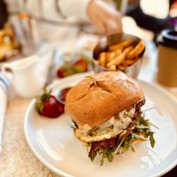 Brunch 101 - Brunchin Burger from Brunch 101
