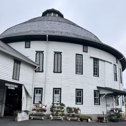 Historic Round Barn & Farm Market - Round barn