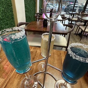 Madres Brunch - Mimosa flight - Breakfast & Brunch Near Me - Whittier, California Madres Brunch - Mimosa flight - Breakfast & Brunch Near Me - Whittier, California
