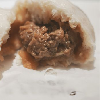 Tigawok - Tigawok Pork Bun. Soft, fluffy steamed buns filled with pork that's juicy & nicely seasoned. Good balance of sweetness & umami. - Chinese Near Me - Irvine, California Tigawok - Tigawok Pork Bun. Soft, fluffy steamed buns filled with pork that's juicy & nicely seasoned. Good balance of sweetness & umami. - Chinese Near Me - Irvine, California