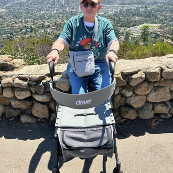 Mt Helix Park - Parks Near Me - La Mesa, California
