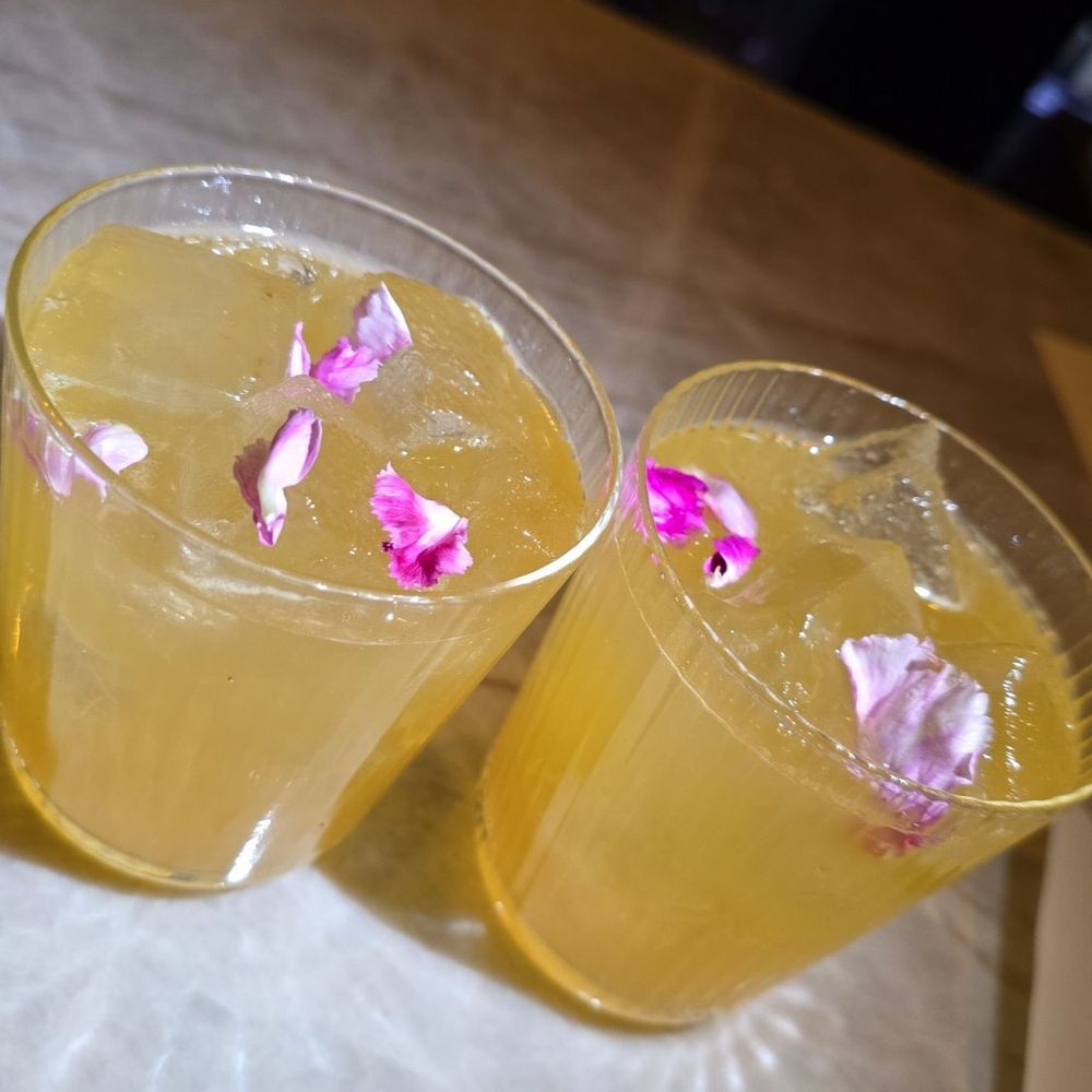 Mirra - Pocketful of Sunshine mocktail - Mexican Near Me - Chicago, Illinois