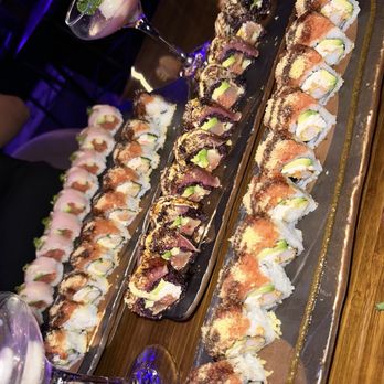 Ten Sushi - SPICY DOMO ROLL - Sushi Bars Near Me - Houston, Texas
