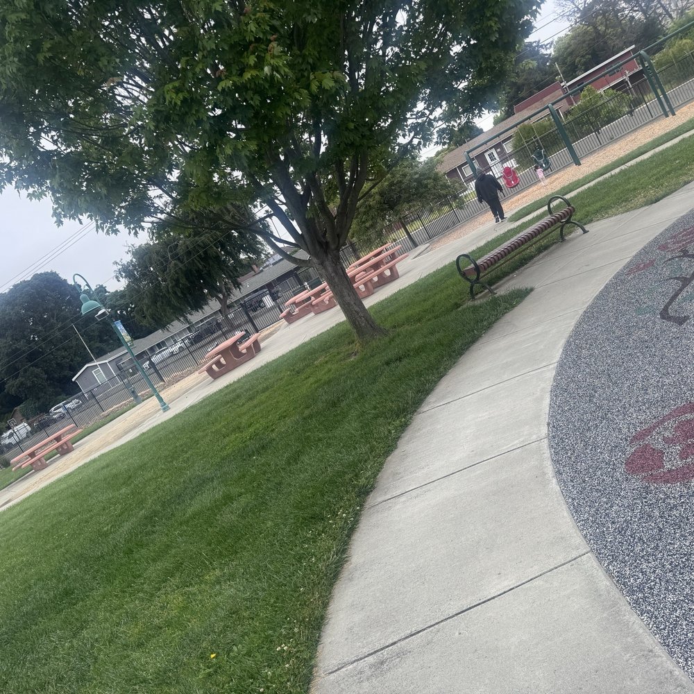 Children's Wonderland Park - Playgrounds Near Me - Vallejo, California