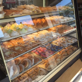 Lorenzo's Bakery - Bakeries Near Me - New Bedford, Massachusetts