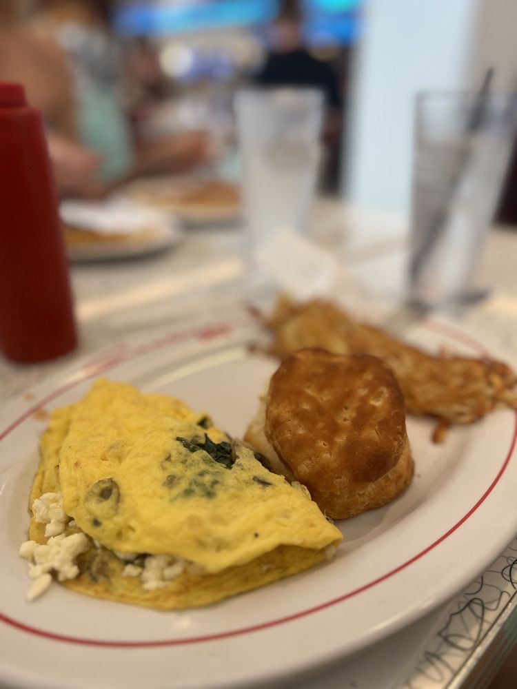 Sunliner Diner - Pigeon Forge