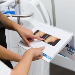 Remedi Wellness & Spa - Our Body Contouring specialist explaining how CoolSculpting works.