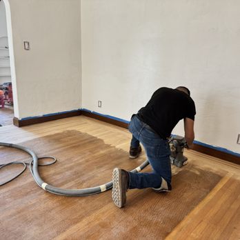 Luxury Flooring Company - Refinishing existing oak floor. - Flooring Near Me - Richmond, California Luxury Flooring Company - Refinishing existing oak floor. - Flooring Near Me - Richmond, California