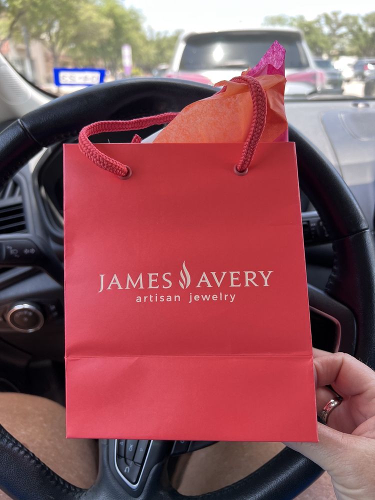 JAMES AVERY Updated October 2024 12 Reviews 1019 W University Ave
