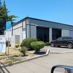 J.R.'s Garage