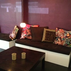 Puro Yoga - Downstairs lounge area.