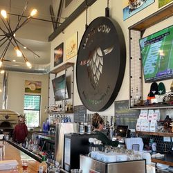 Hairy Cow Brewing Company - Bar area
