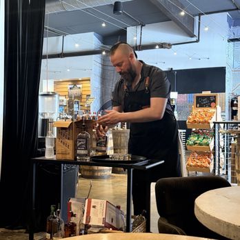 Seven Three Distilling - Cocktail Bars Near Me - New Orleans, Louisiana
