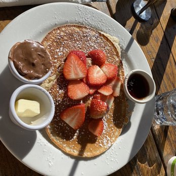 Das Bierhauz - Mountain View - Strawberry & Nutella Pancakes - Beer Gardens Near Me - Mountain View, California