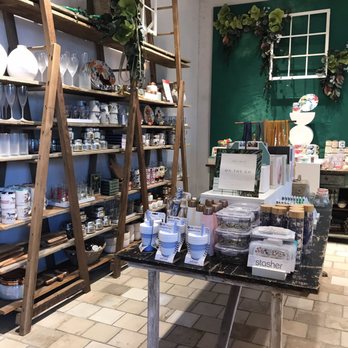 Anthropologie - Women's Clothing Near Me - Honolulu, Hawaii Anthropologie - Women's Clothing Near Me - Honolulu, Hawaii
