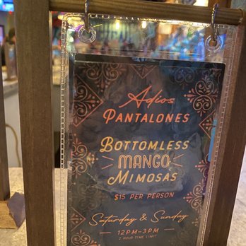 Broken English Taco Pub - The Loop - Mexican Near Me - Chicago, Illinois