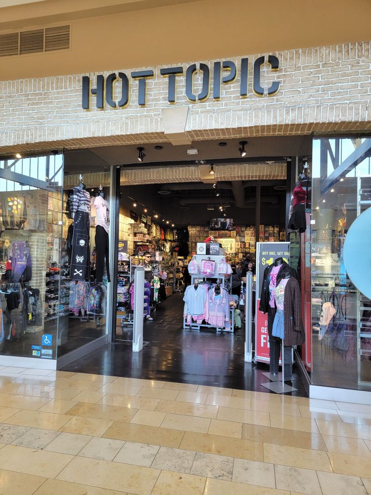 Hot Topic Number HOT TOPIC - Updated June 2026 - 12 Photos - 6555 Southern Ave, Mesa ...
