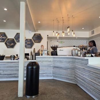 Better Buzz Coffee Mission Beach - Counter - Coffee & Tea Near Me - San Diego, California