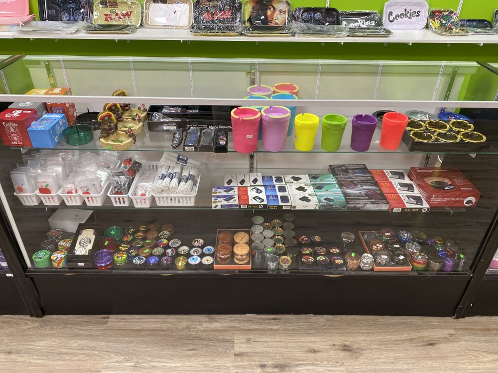 Pop Smoke Shop