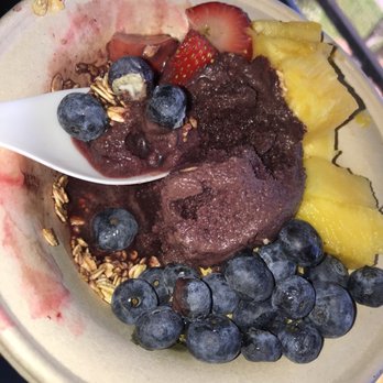 Acai World - Disgusted molded past due blueberries ,was for my daughter she could of gotten sick what's your guys problem your employees to lazy to check - Juice Bars & Smoothies Near Me - Downey, California