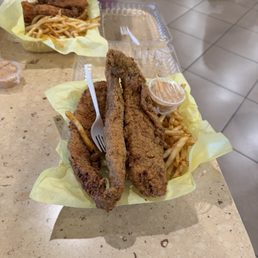 Absolutely unreal fried catfish basket