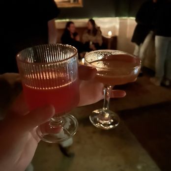 The Mirror - Drinks - Cocktail Bars Near Me - Washington, DC, District of Columbia
