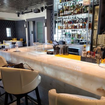 Ivy Bar & Bistro - Bar - Cocktail Bars Near Me - Houston, Texas Ivy Bar & Bistro - Bar - Cocktail Bars Near Me - Houston, Texas