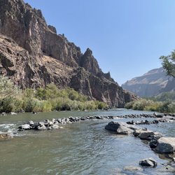 Snively Hot Springs - Perfect temperature spot, right where the hot water mixes with the cool stream!