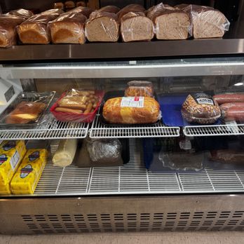 Benji's Delicatessen & Restaurant - Delis Near Me - Milwaukee, Wisconsin Benji's Delicatessen & Restaurant - Delis Near Me - Milwaukee, Wisconsin