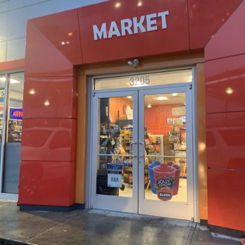Lukoil - Front of store - Gas Stations Near Me - Union City, New Jersey