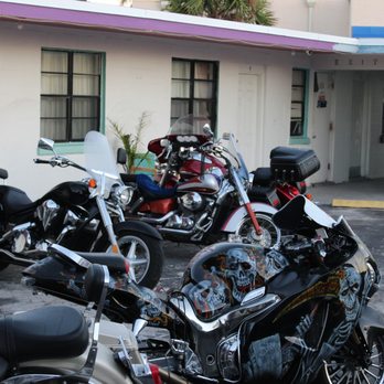 Daytona Beach Paradise 770 - Memories from Biketoberfest 2018 , had such great time! - Hotels Near Me - Daytona Beach, Florida Daytona Beach Paradise 770 - Memories from Biketoberfest 2018 , had such great time! - Hotels Near Me - Daytona Beach, Florida