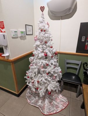 Sweet Tomatoes by null