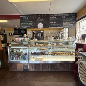 High Sierra Bakery - Bakeries Near Me - Bridgeport, California