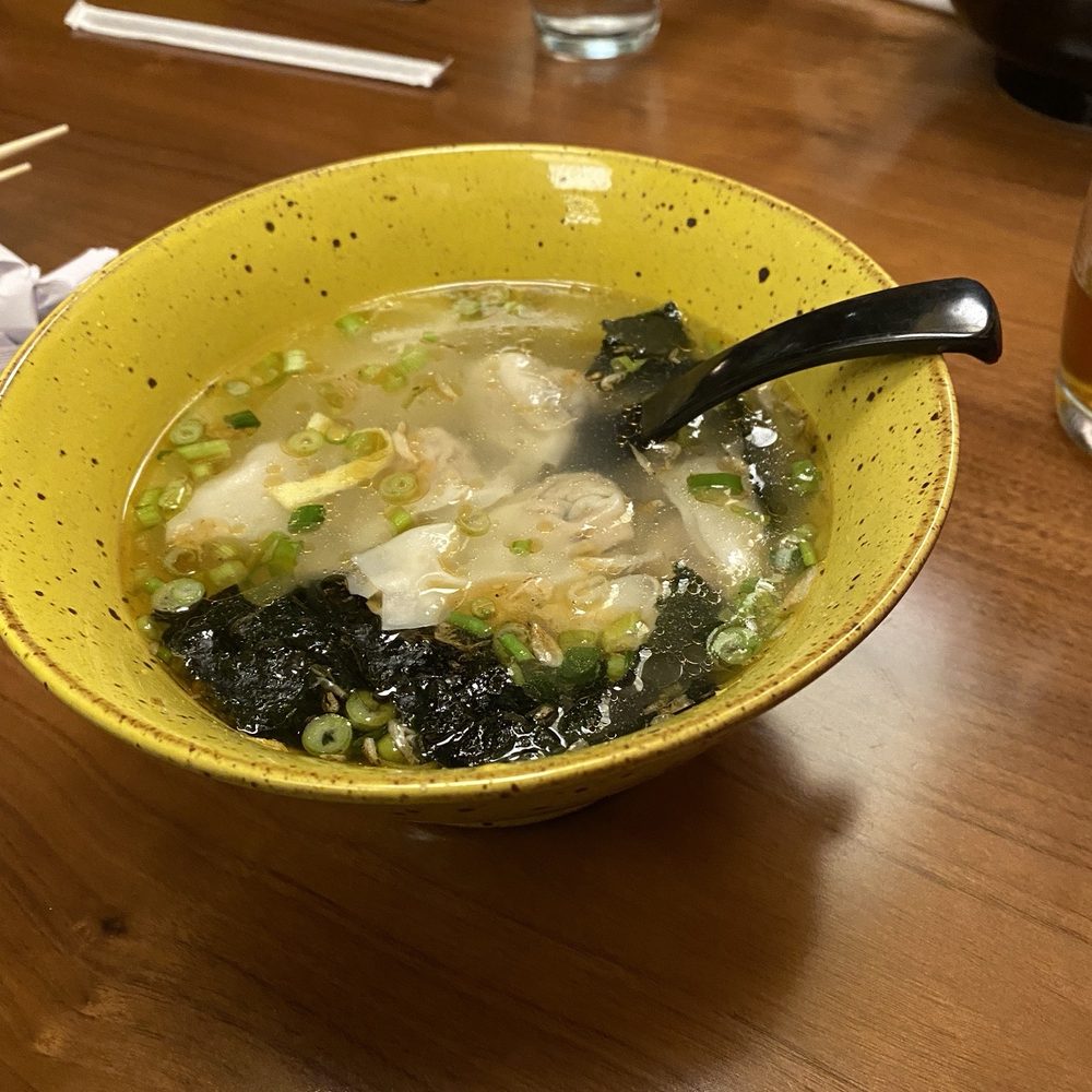 The Noodle Den - Chicken and Mushroom Soup - Chinese Near Me - Las Vegas, Nevada The Noodle Den - Chicken and Mushroom Soup - Chinese Near Me - Las Vegas, Nevada