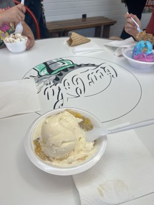Mr B's Ice Cream Parlor by null