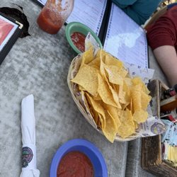 La Carreta - Chips and salsa