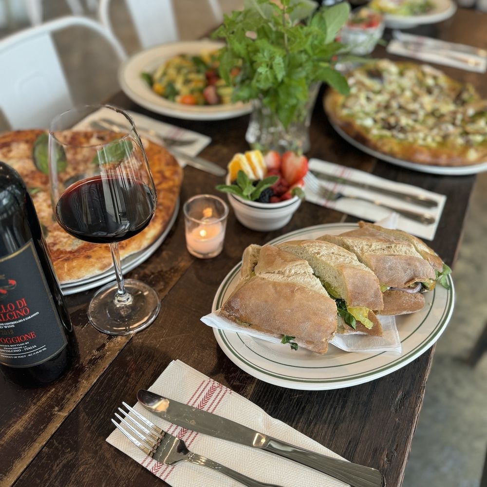 Pressa Italia - Pizza, sandwich, wine - Italian Near Me - Broken Bow, Oklahoma
