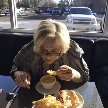 Blue Moon Restaurant - Chinese Near Me - Edmond, Oklahoma