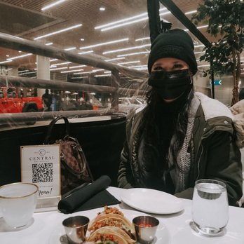 Central Bar + Restaurant - Outdoor heated seating during this pandemic. Love, @eatoutthao - American Near Me - Bellevue, Washington