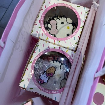 Hello Kitty Cafe - Themed Cafes Near Me - Las Vegas, Nevada