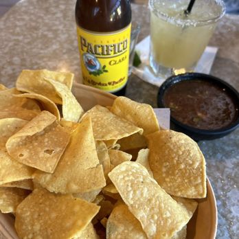 Mauricio's Grill & Cantina - Chips and salsa - Mexican Near Me - Bakersfield, California Mauricio's Grill & Cantina - Chips and salsa - Mexican Near Me - Bakersfield, California