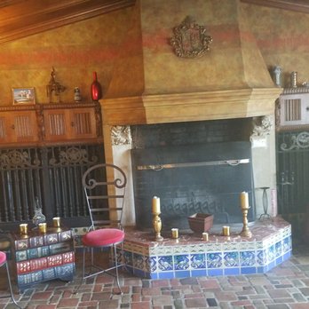 Harding Allen Estate - Venues & Event Spaces Near Me - Barre, Massachusetts