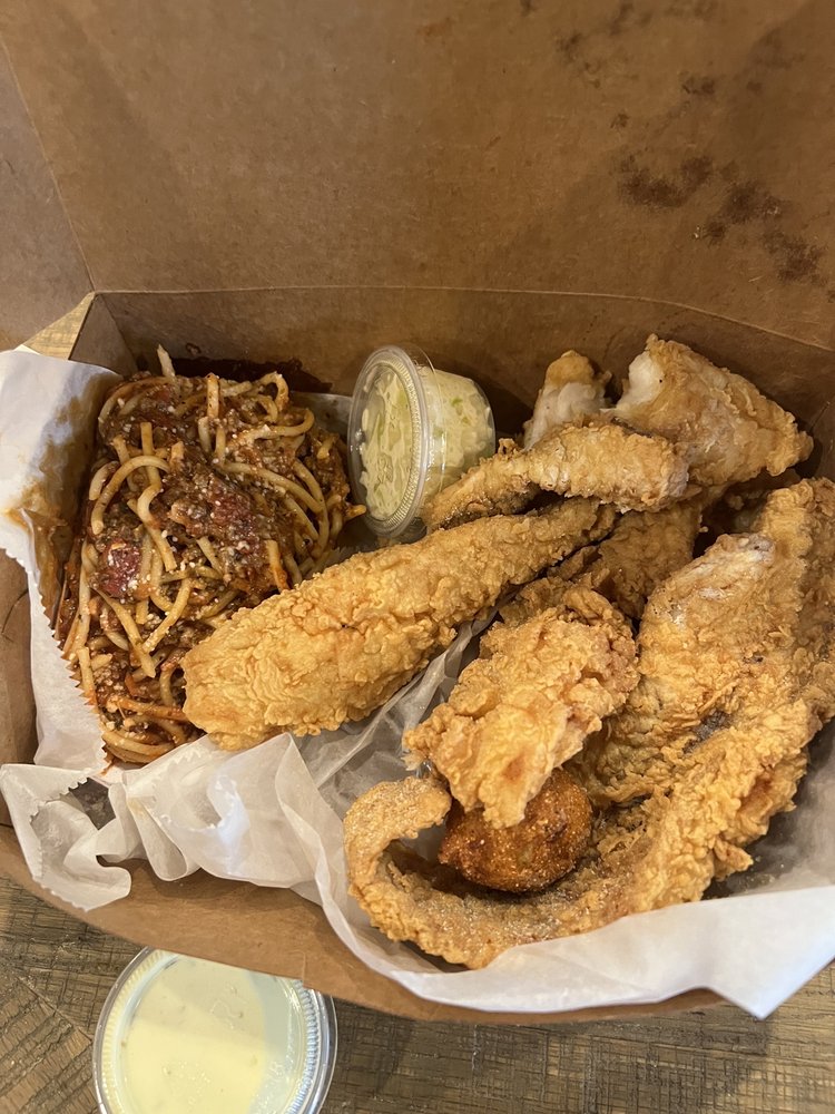 BIG FISH & CHICKEN 14 Photos & 19 Reviews 3190 Canton Rd, Marietta