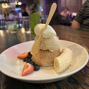 Camacho Garage - Tres Leches - Mexican Near Me - New Haven, Connecticut