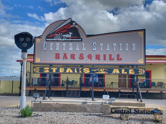 Central Station Bar & Grill by null